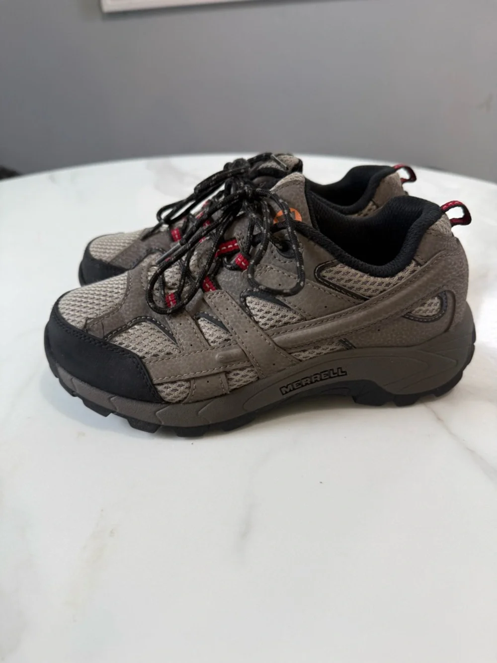 Merrell Kids Brown and Black Trail Sneakers with Red Accents